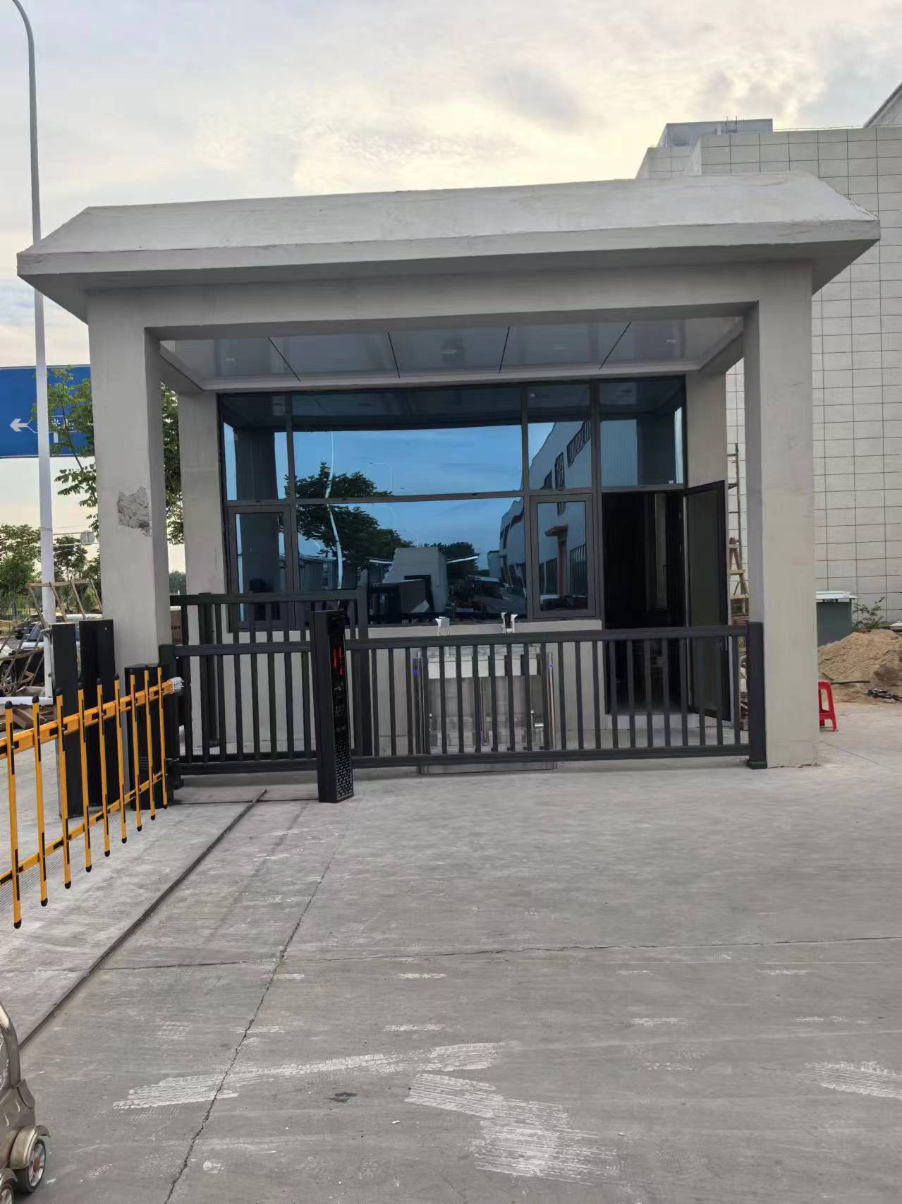 镇江市道闸