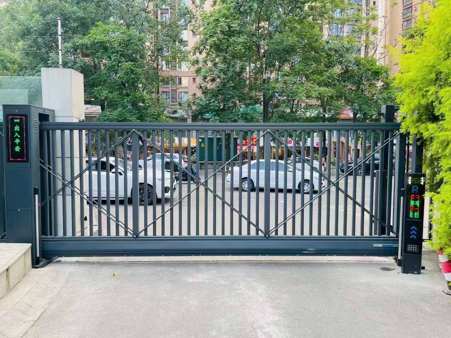 镇江市电动伸缩门